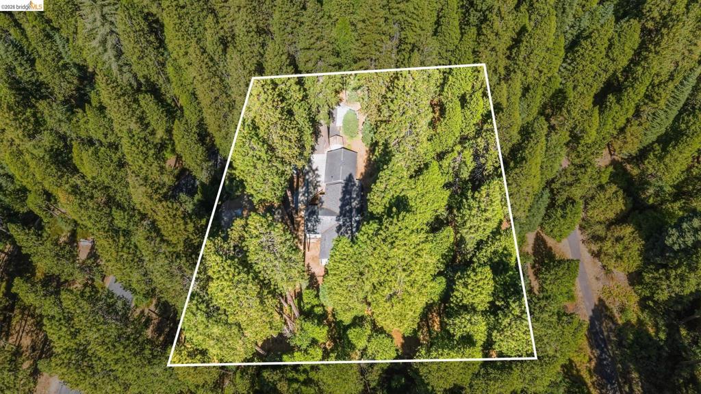 25749 Wheeler Rd, Long Barn, CA 95335
