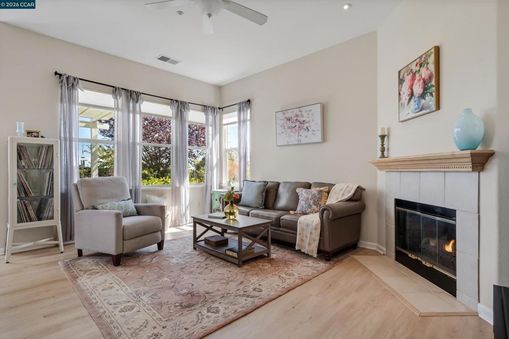 652 Baldwin Dr, Brentwood (CC), CA 94513