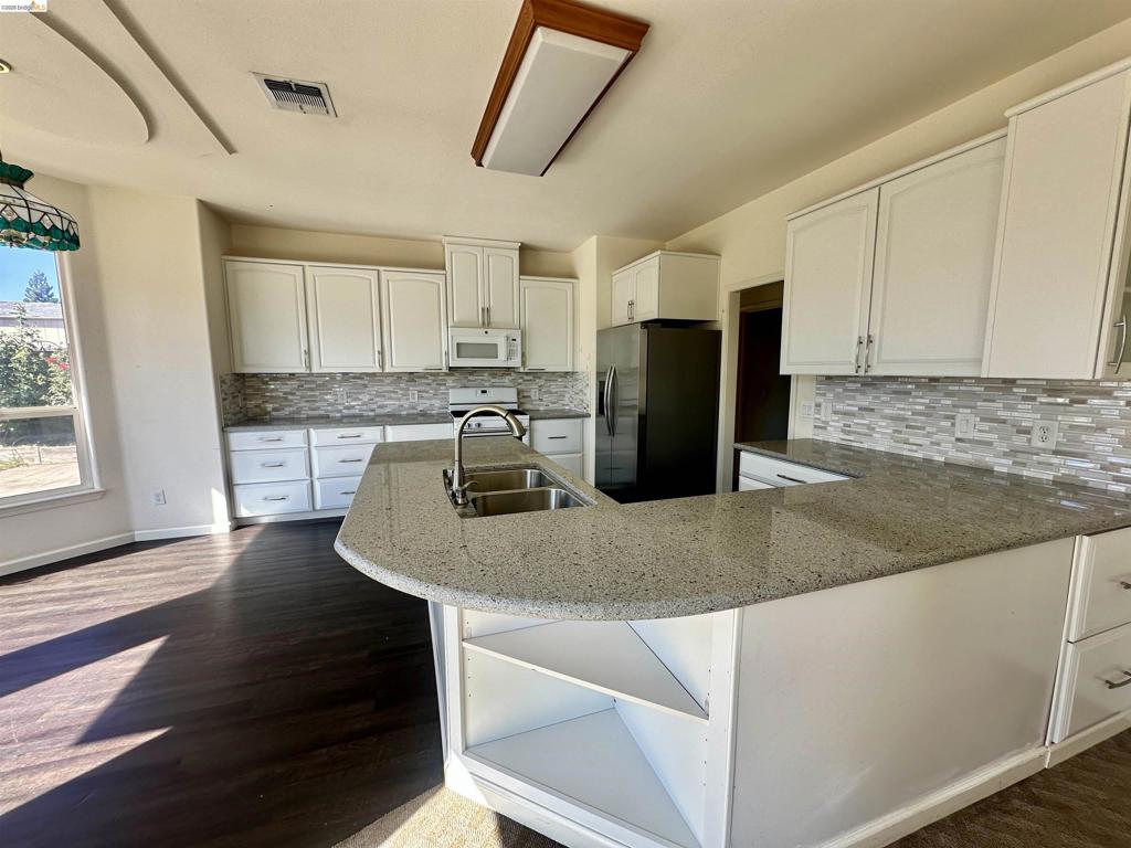 17580 Wild Oak Dr, Jamestown, CA 95327