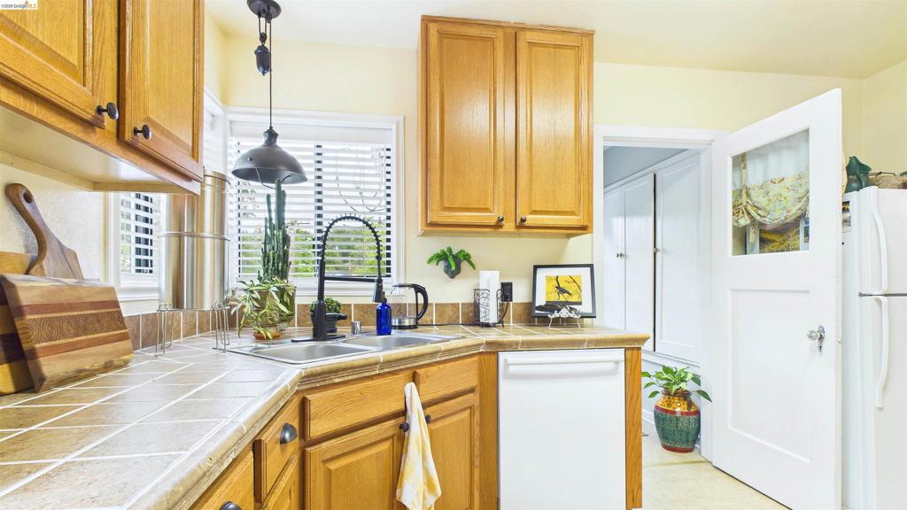 186 Theall, Sonora, CA 95370