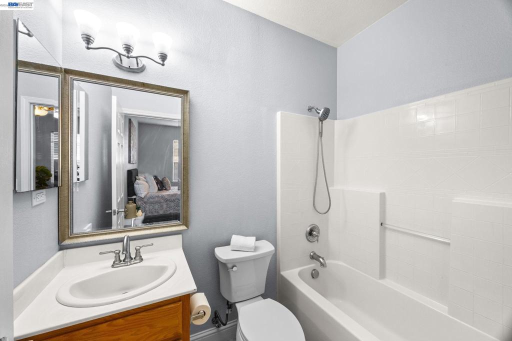 257 Orchid Lane, Patterson, CA 95363-8373