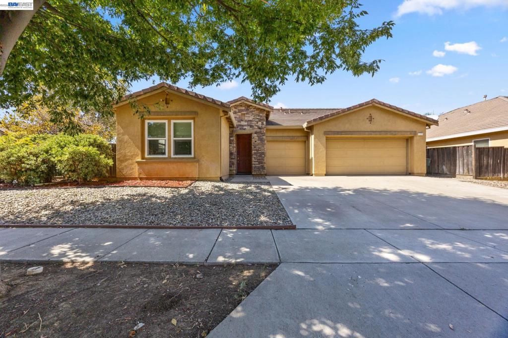 257 Orchid Lane, Patterson, CA 95363-8373