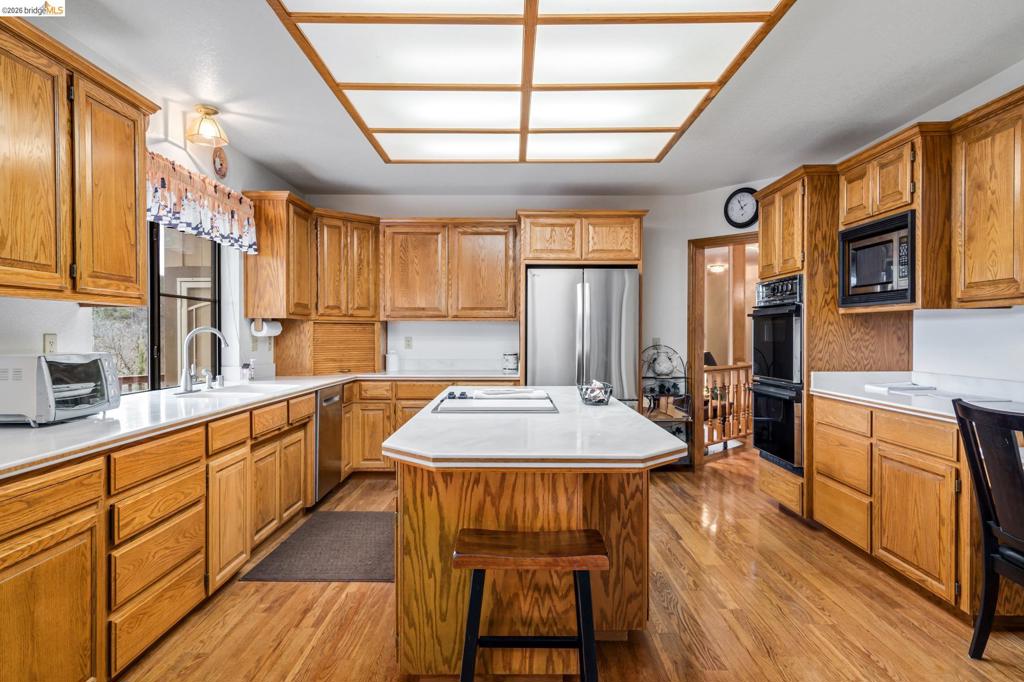 21320 Oneto Dr, Sonora, CA 95370