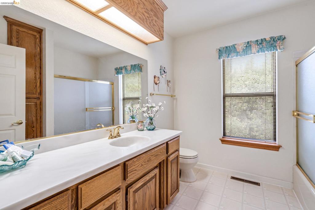 21320 Oneto Dr, Sonora, CA 95370