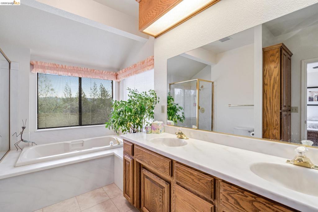 21320 Oneto Dr, Sonora, CA 95370