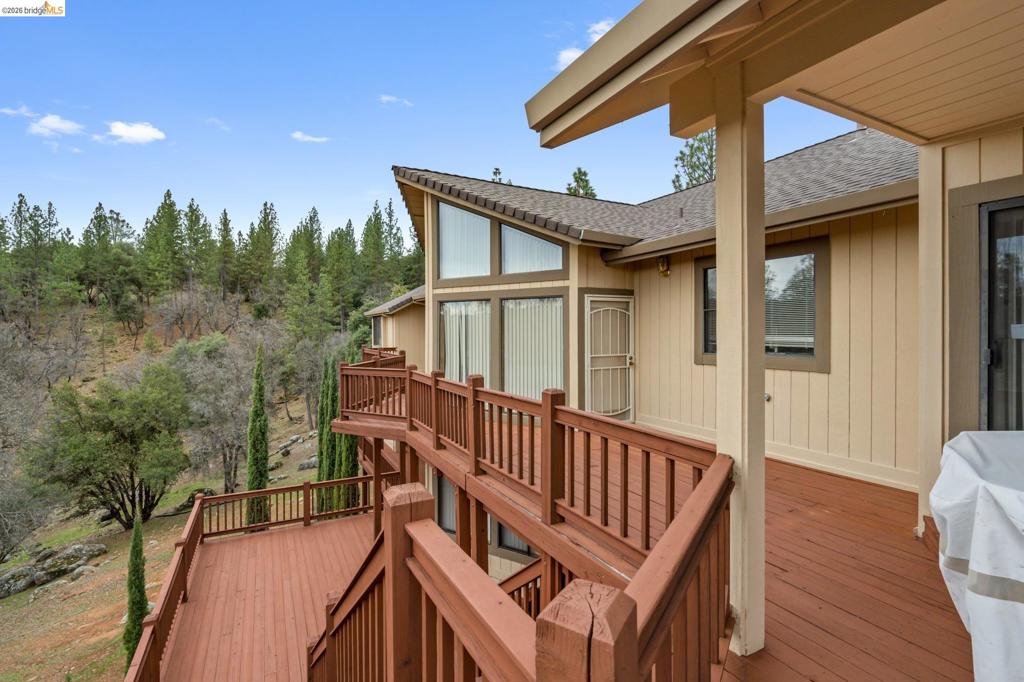 21320 Oneto Dr, Sonora, CA 95370