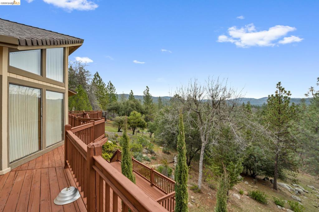 21320 Oneto Dr, Sonora, CA 95370