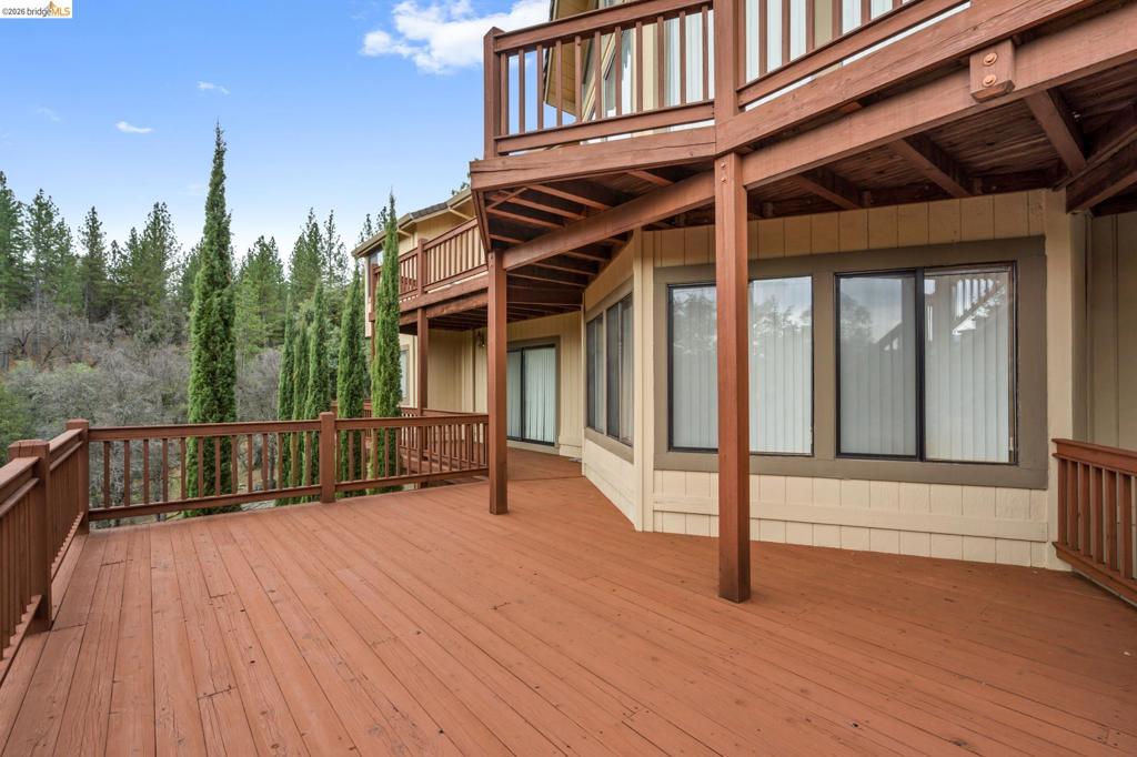 21320 Oneto Dr, Sonora, CA 95370
