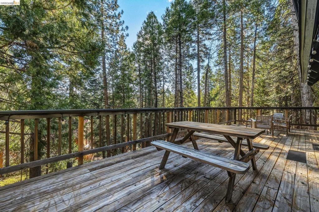 29457 Old Mono Rd, Cold Springs, CA 95335