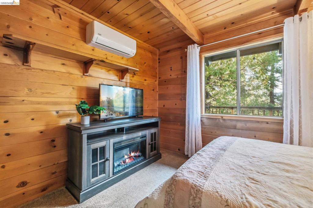 29457 Old Mono Rd, Cold Springs, CA 95335