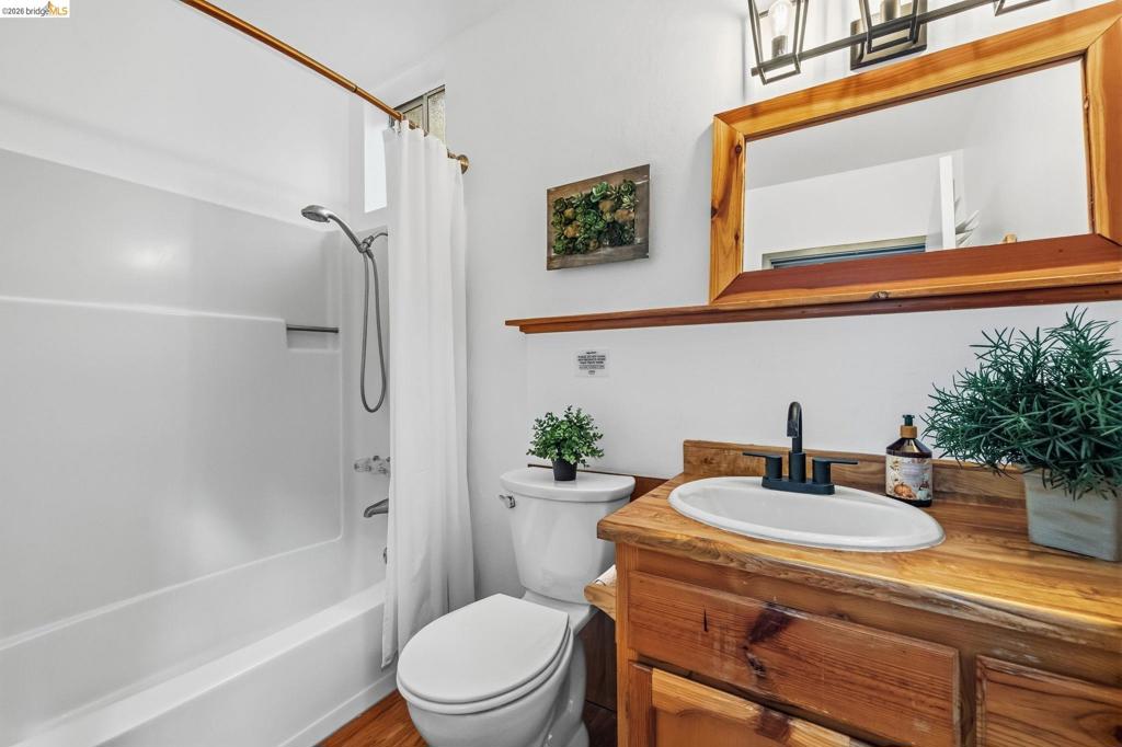 29457 Old Mono Rd, Cold Springs, CA 95335