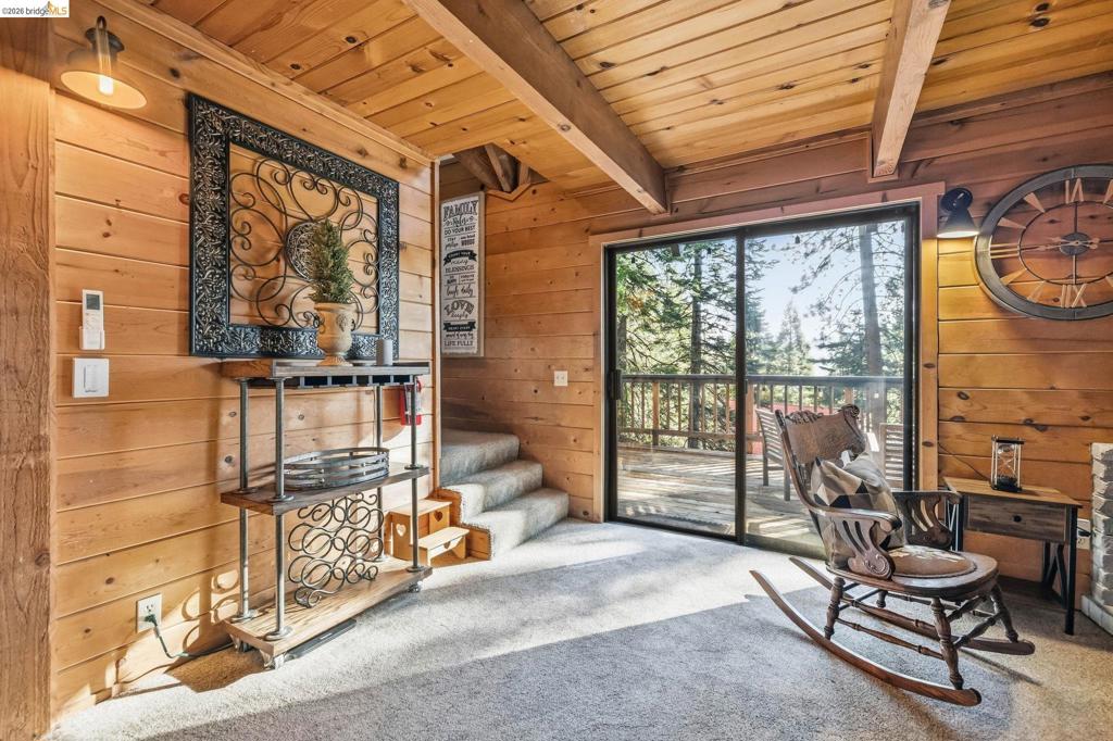 29457 Old Mono Rd, Cold Springs, CA 95335