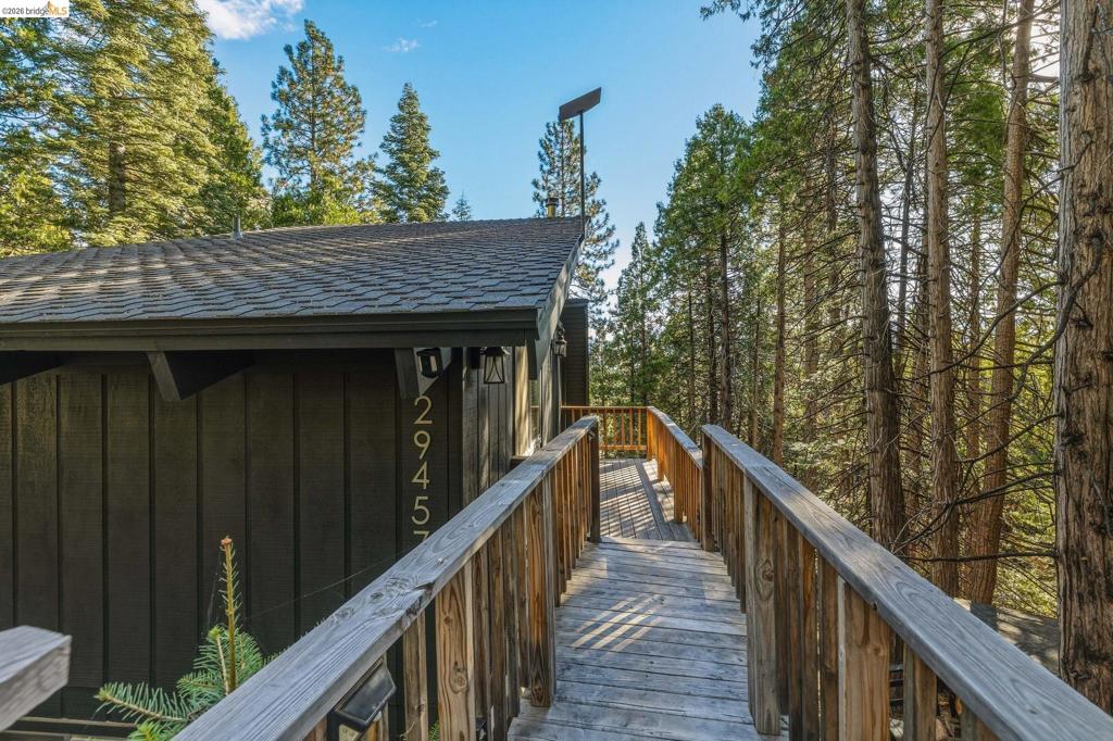 29457 Old Mono Rd, Cold Springs, CA 95335