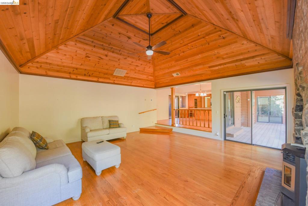 14075 Barlupi Circle, Sonora, CA 95370