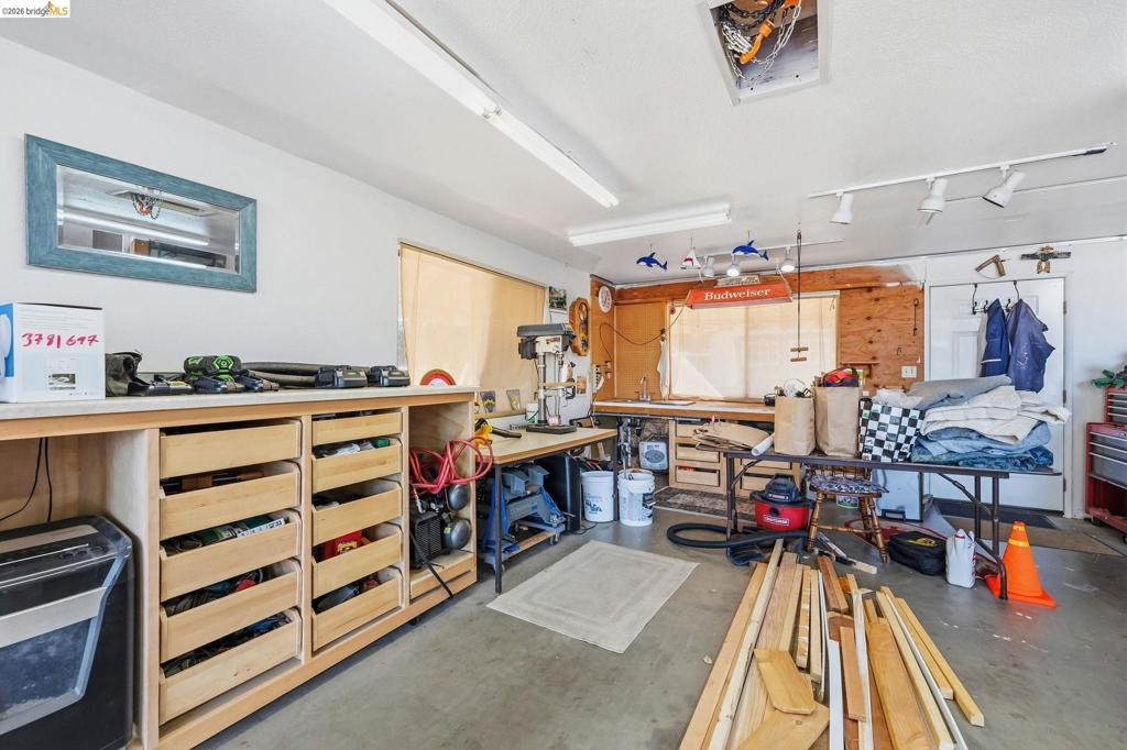 22880 Parkwood Dr, Groveland, CA 95321