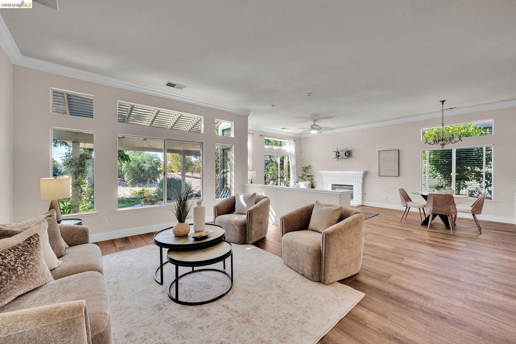 1751 Crispin Dr, Brentwood (CC), CA 94513
