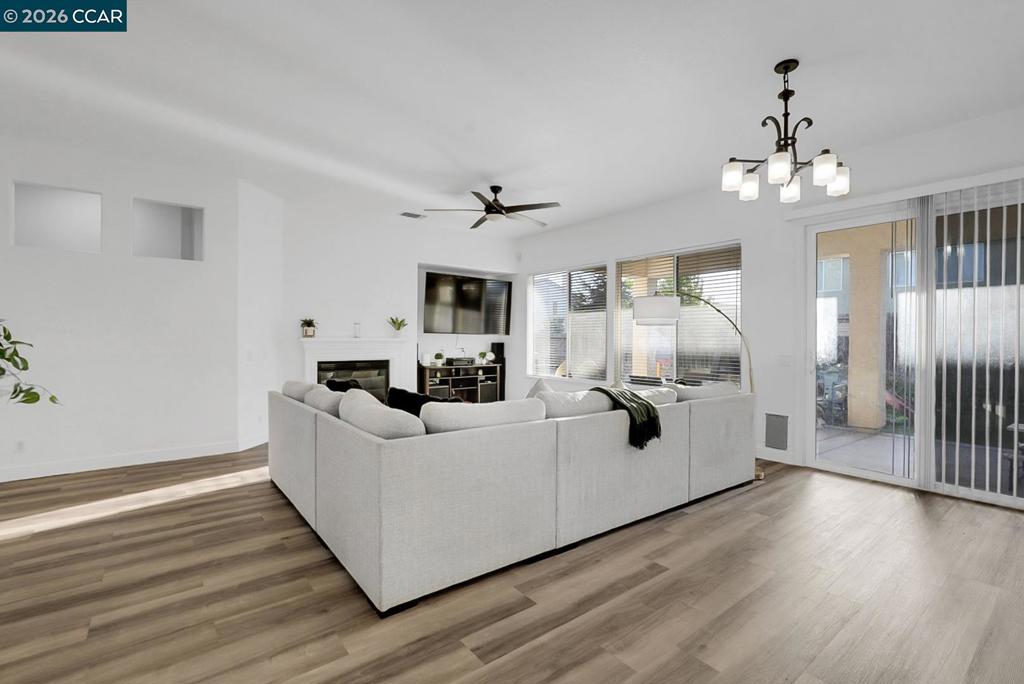 2651 Granite Dr., Atwater, CA 95301-4483