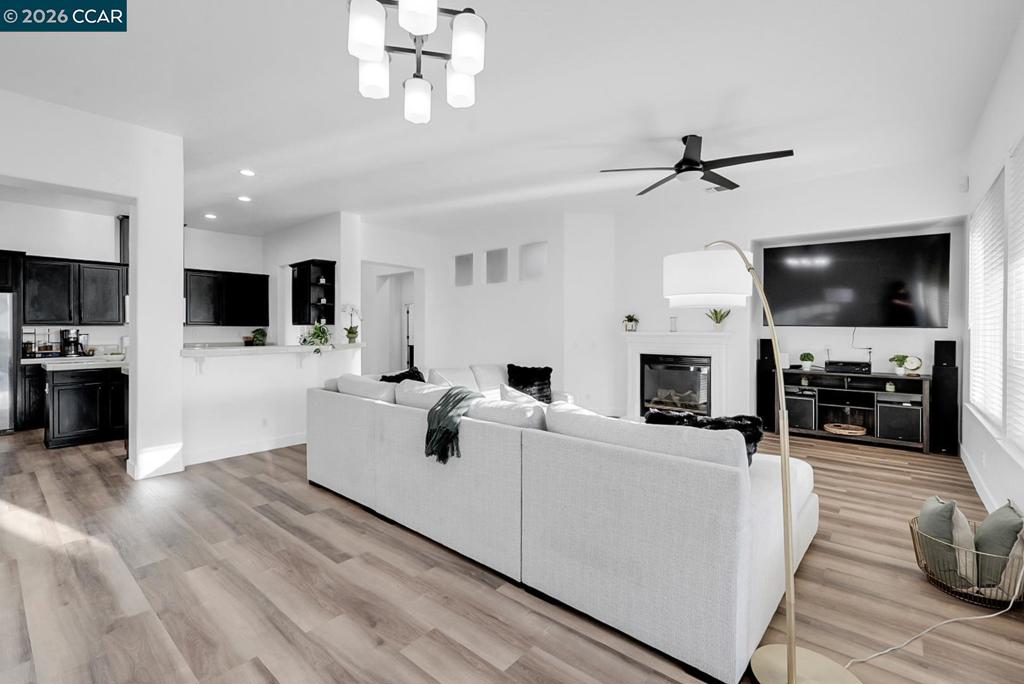 2651 Granite Dr., Atwater, CA 95301-4483