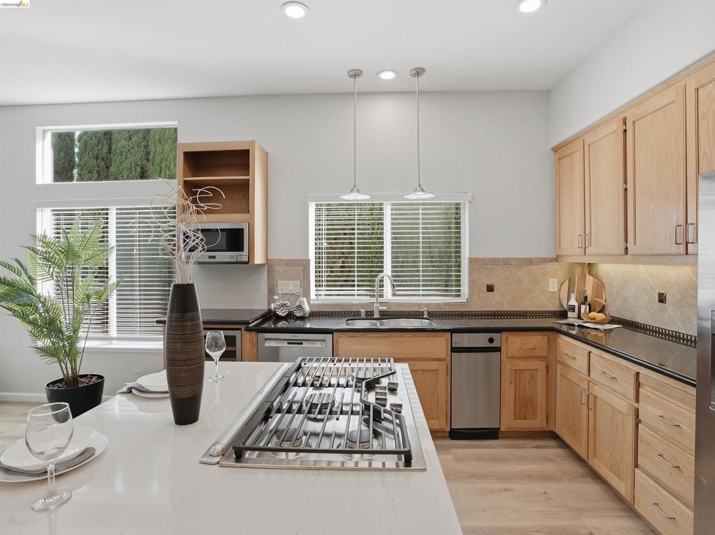 1260 Bay Court, Brentwood (CC), CA 94513-5425