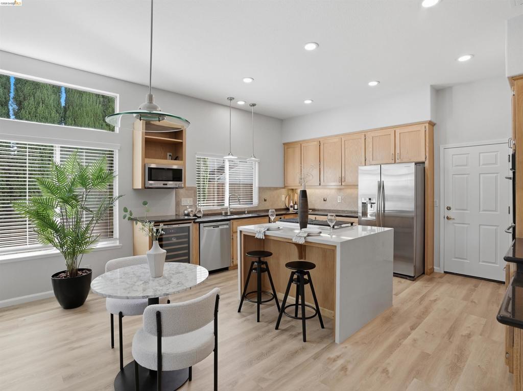 1260 Bay Court, Brentwood (CC), CA 94513-5425