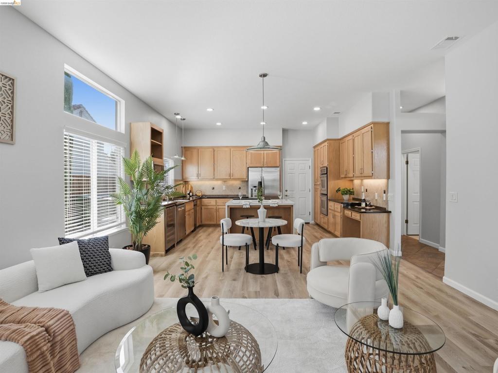 1260 Bay Court, Brentwood (CC), CA 94513-5425