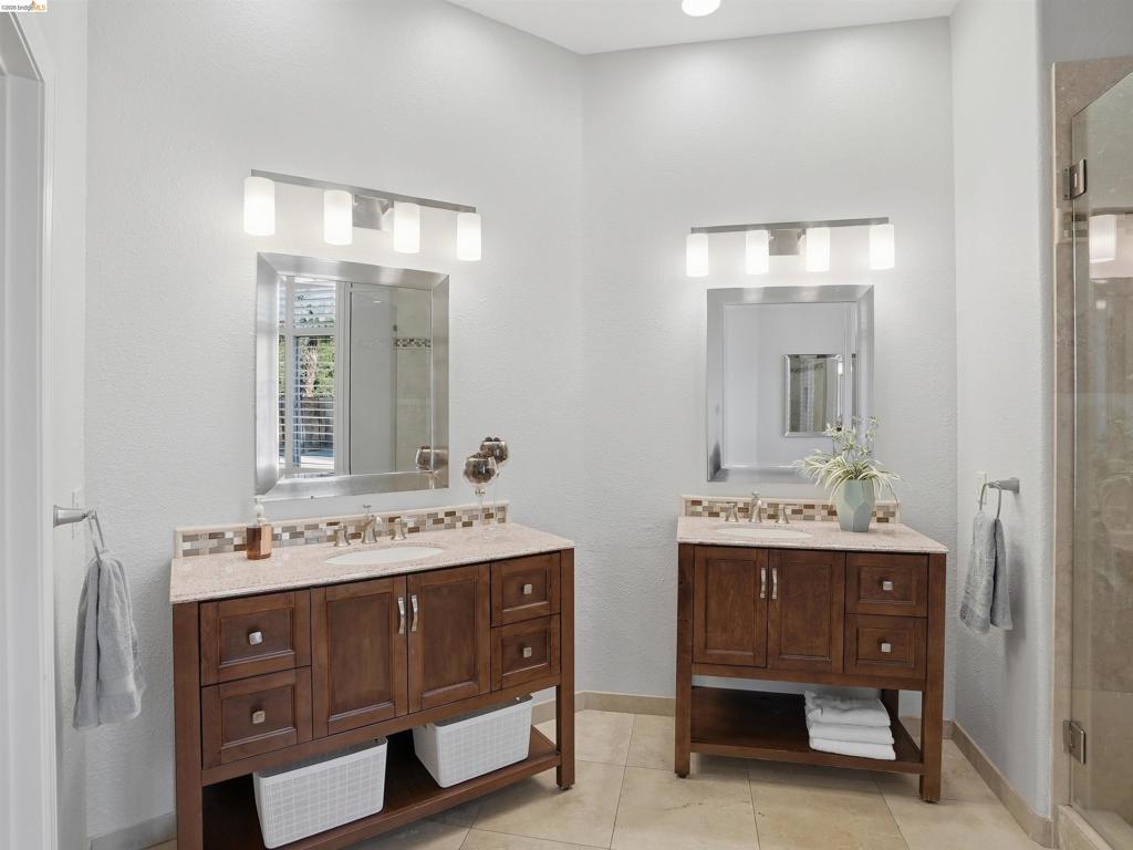 1260 Bay Court, Brentwood (CC), CA 94513-5425