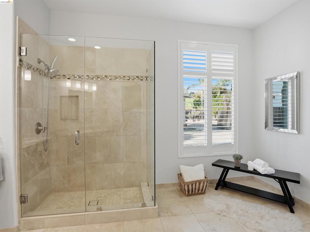 1260 Bay Court, Brentwood (CC), CA 94513-5425