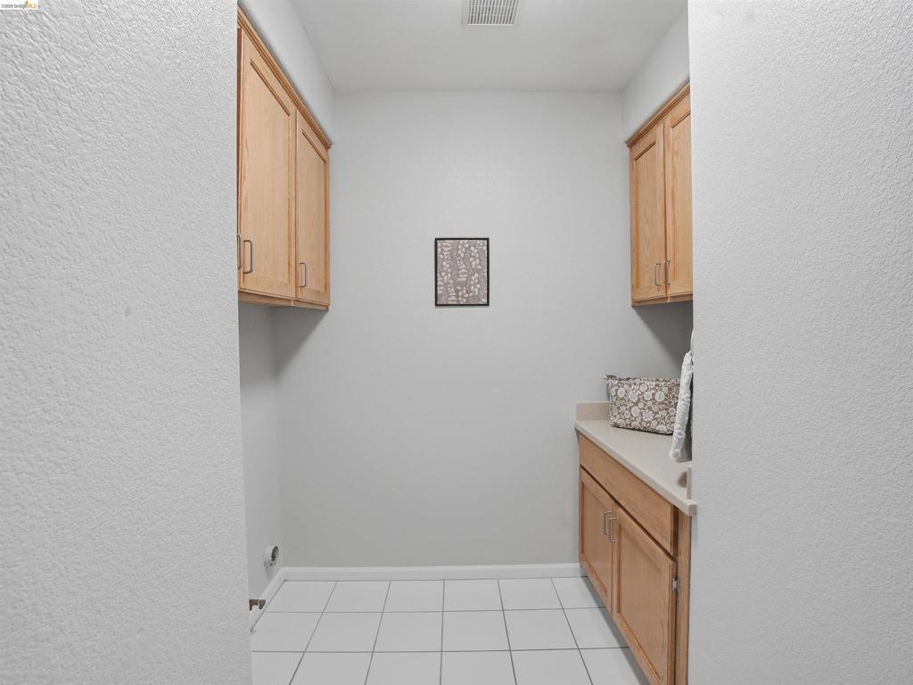 1260 Bay Court, Brentwood (CC), CA 94513-5425