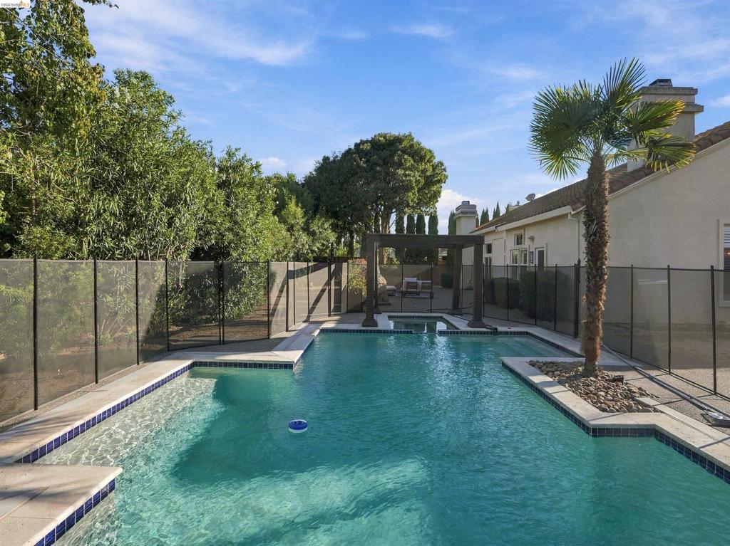 1260 Bay Court, Brentwood (CC), CA 94513-5425