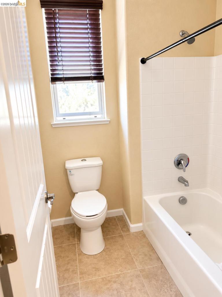 2520 Snowy Egret St, Modesto, CA 95355