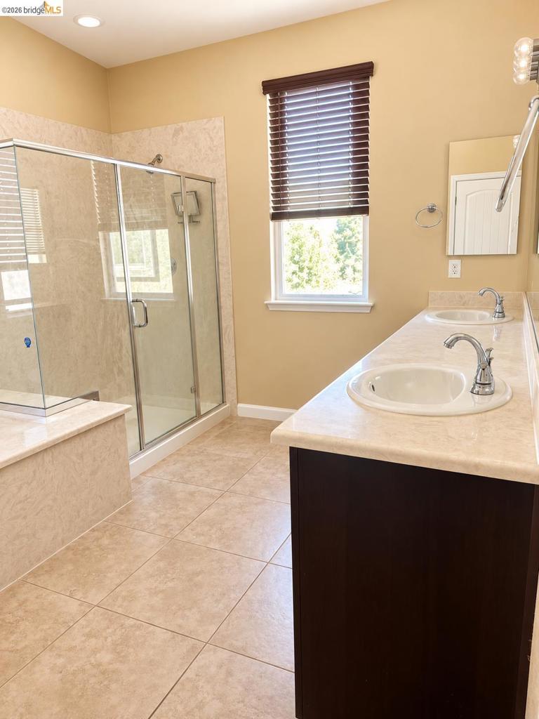 2520 Snowy Egret St, Modesto, CA 95355