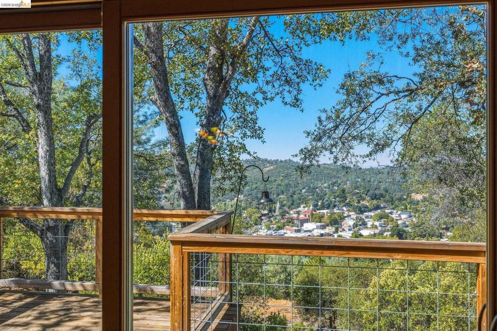 999 Cemetery Lane, Sonora, CA 95370