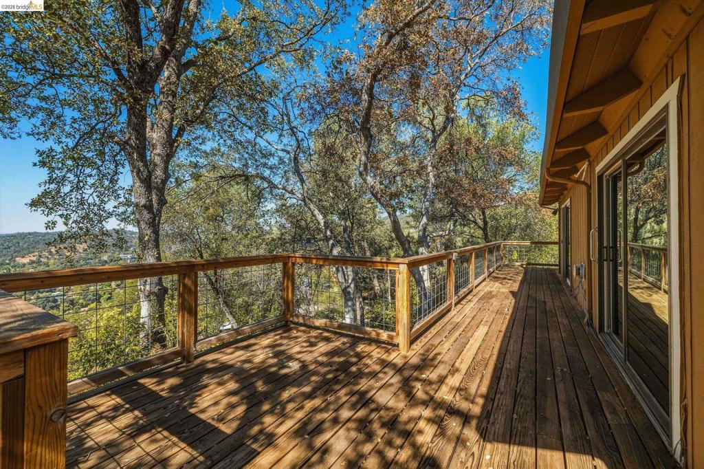 999 Cemetery Lane, Sonora, CA 95370