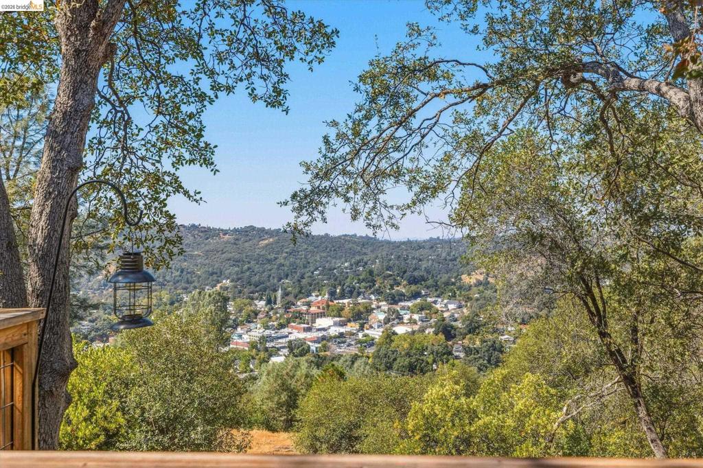 999 Cemetery Lane, Sonora, CA 95370