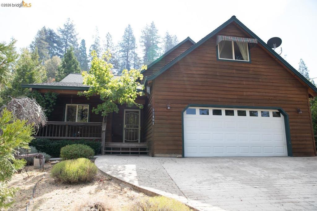 22401 Ridge Rd, Twain Harte, CA 95383