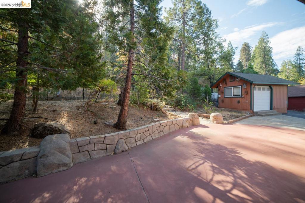 22401 Ridge Rd, Twain Harte, CA 95383
