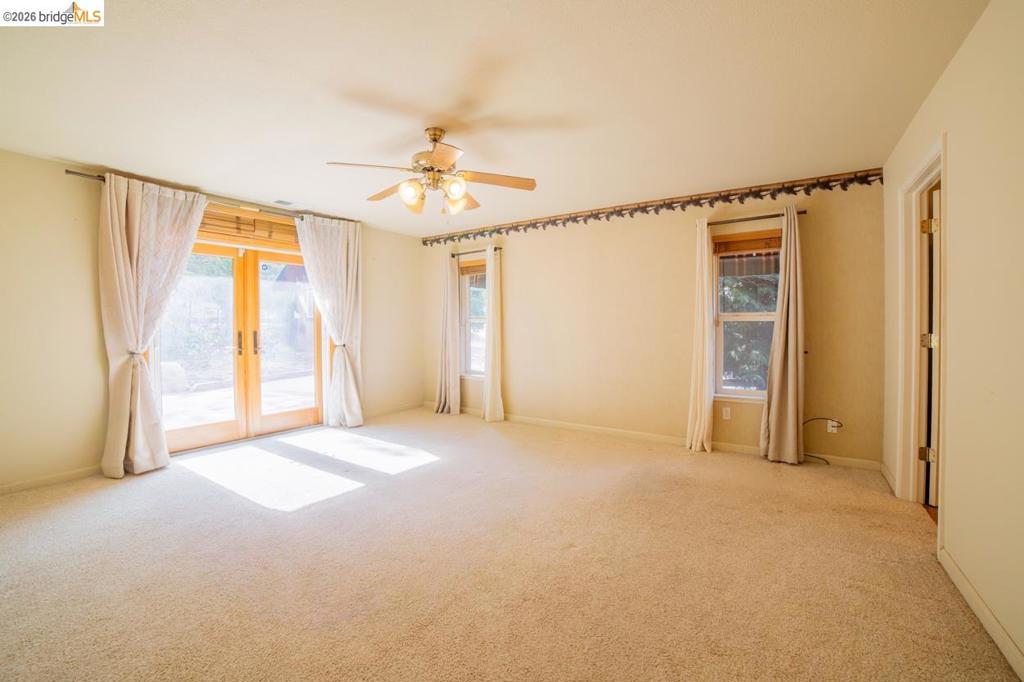 22401 Ridge Rd, Twain Harte, CA 95383
