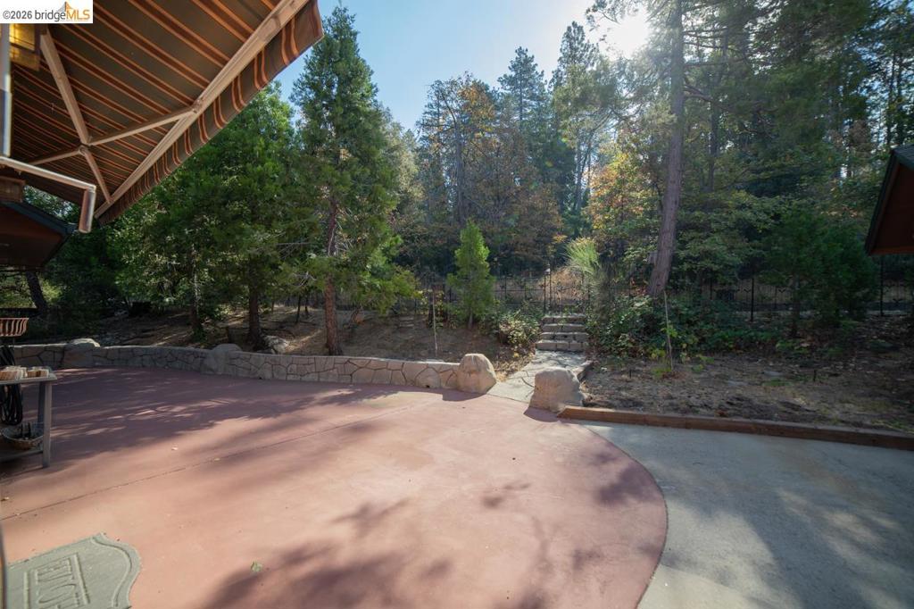 22401 Ridge Rd, Twain Harte, CA 95383
