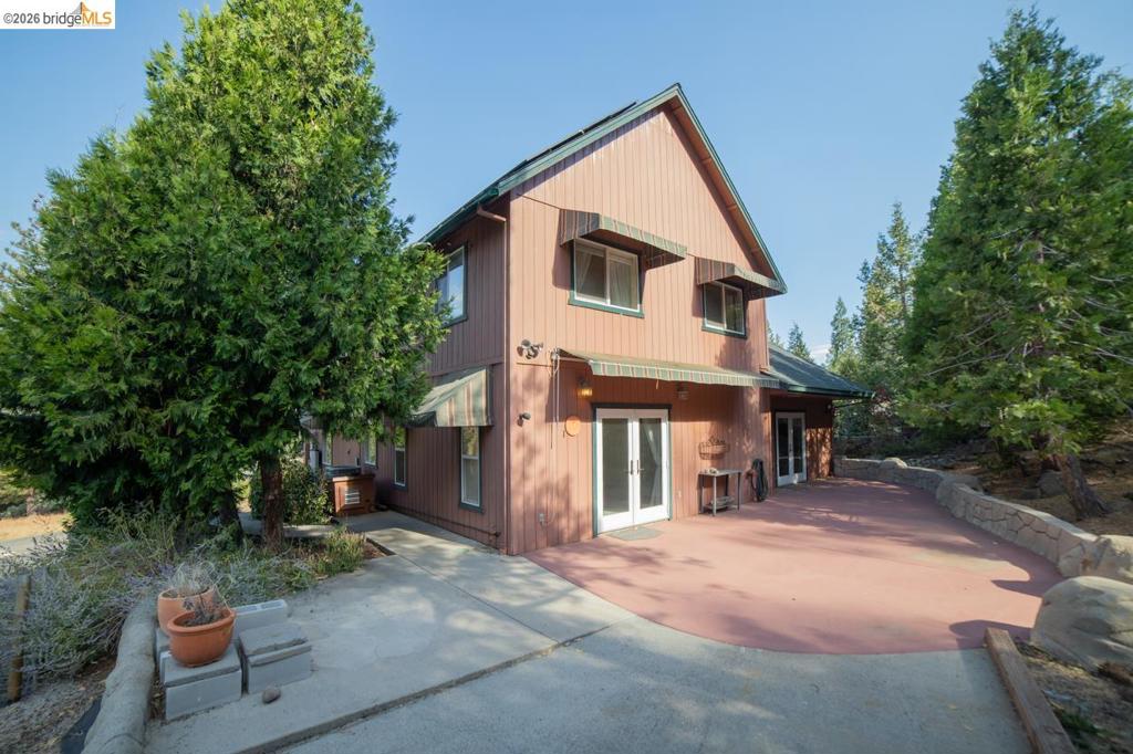 22401 Ridge Rd, Twain Harte, CA 95383