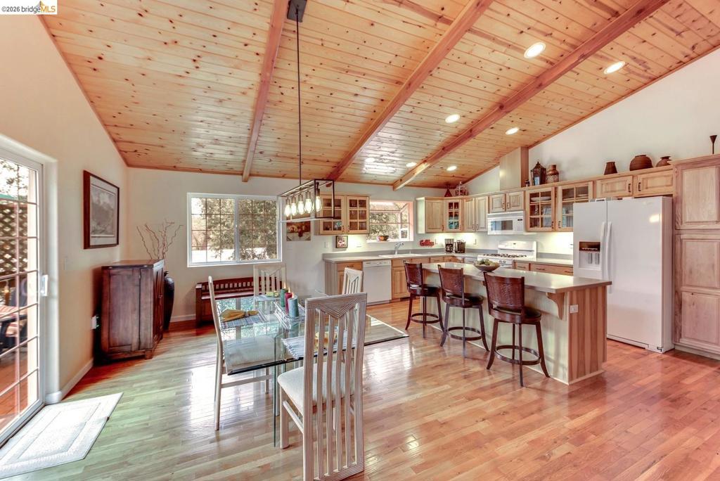 19991 Pine Mountain Dr., Groveland, CA 95321