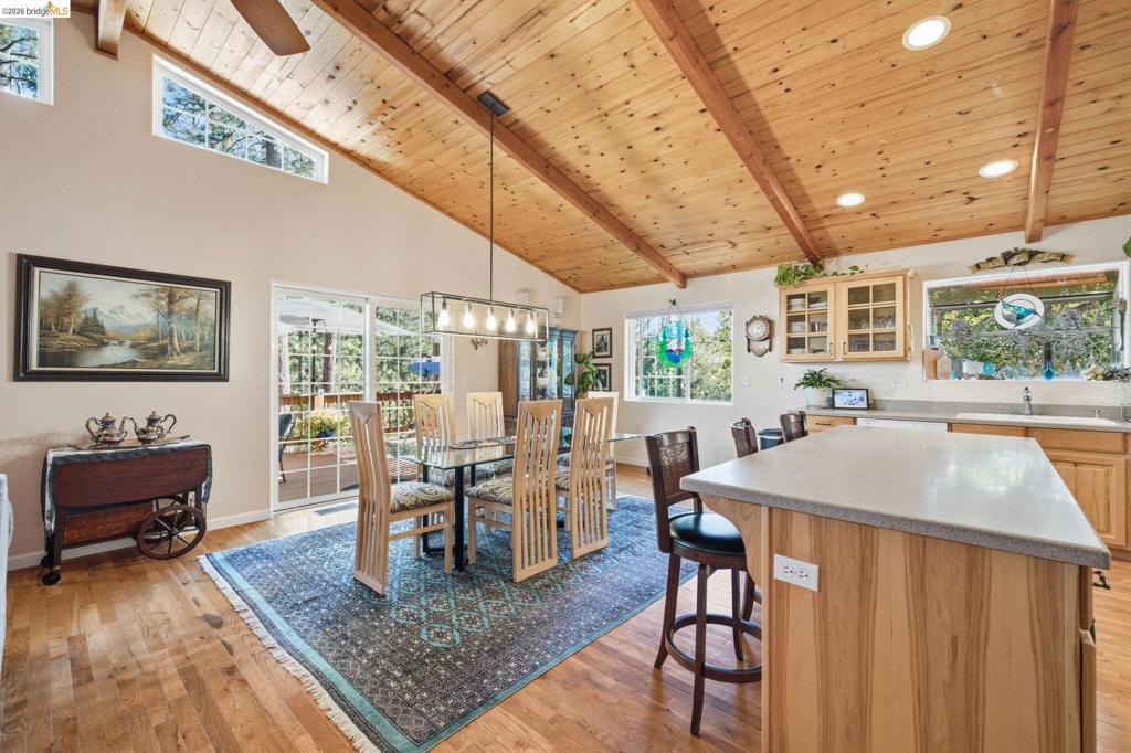 19991 Pine Mountain Dr., Groveland, CA 95321