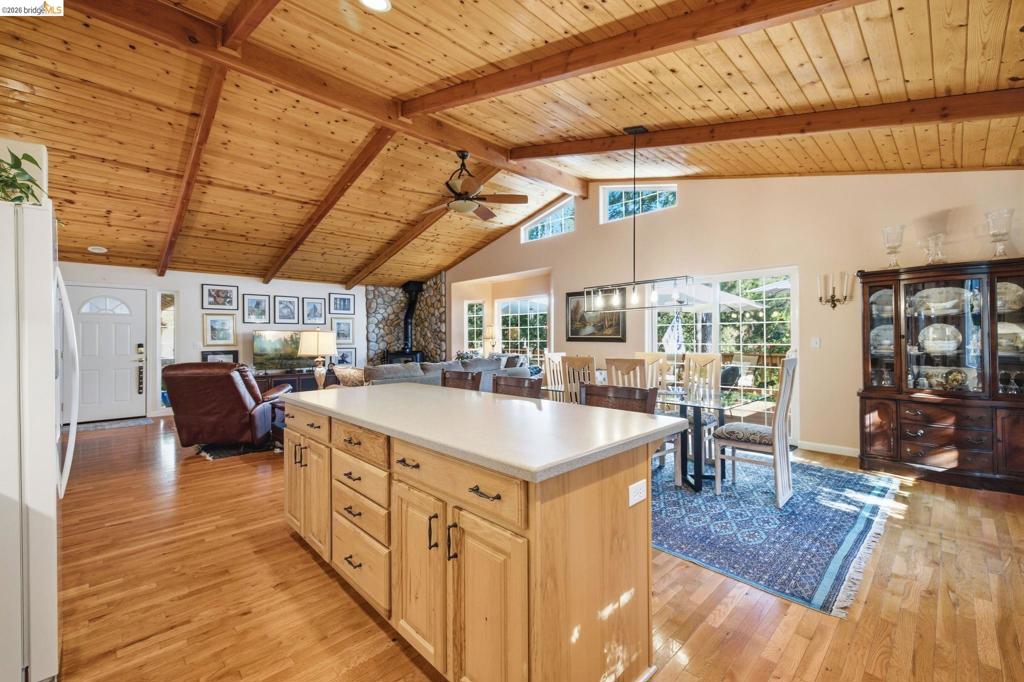19991 Pine Mountain Dr., Groveland, CA 95321