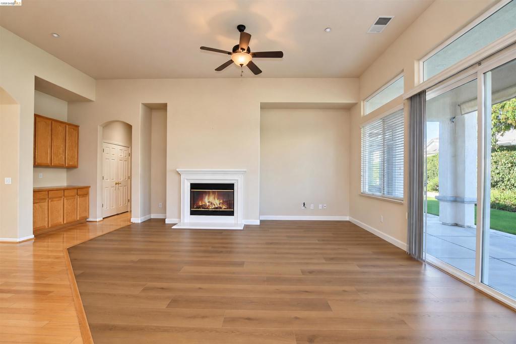 1587 Regent Dr, Brentwood (CC), CA 94513