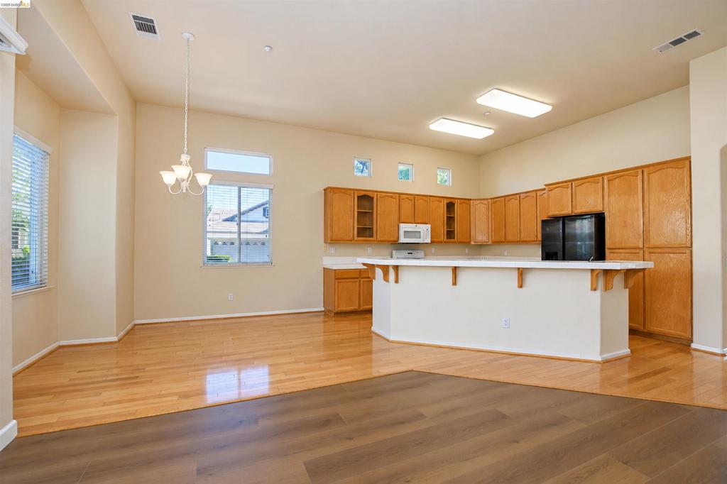 1587 Regent Dr, Brentwood (CC), CA 94513