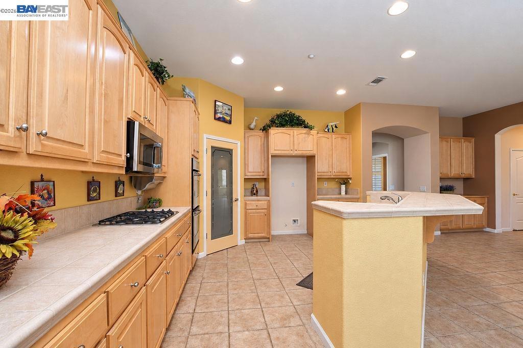 1242 Flores Way, Brentwood (CC), CA 94513