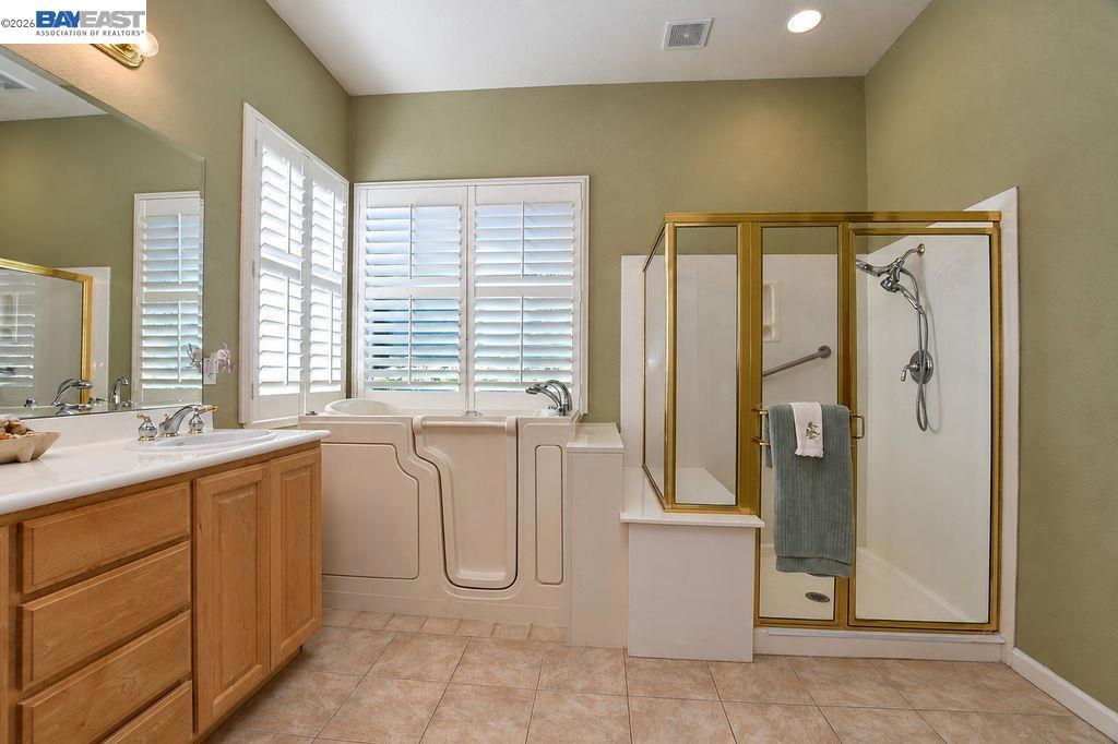 1242 Flores Way, Brentwood (CC), CA 94513