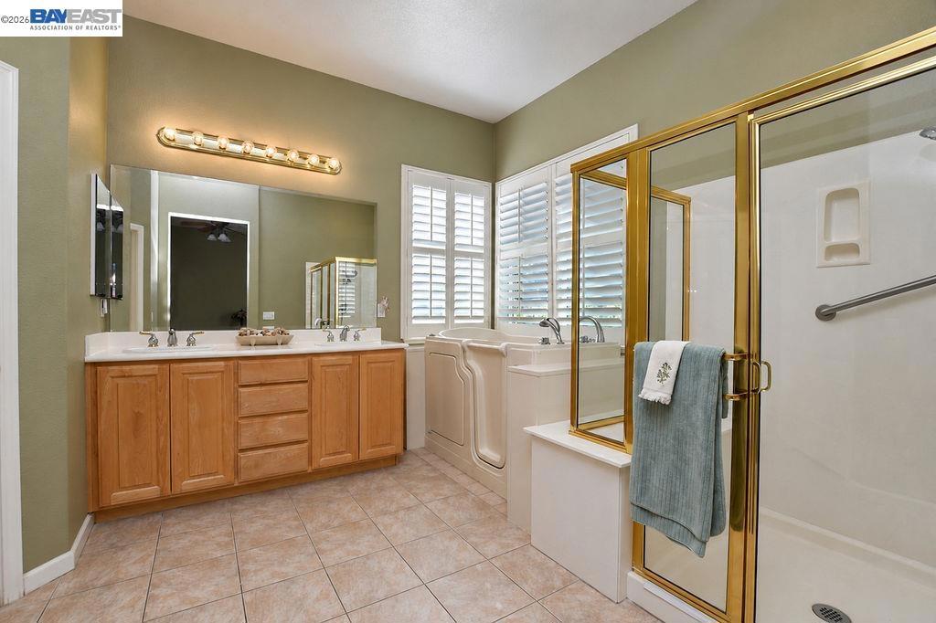1242 Flores Way, Brentwood (CC), CA 94513