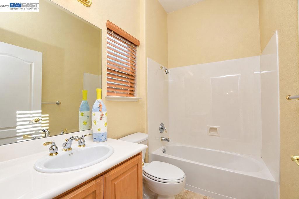 1242 Flores Way, Brentwood (CC), CA 94513