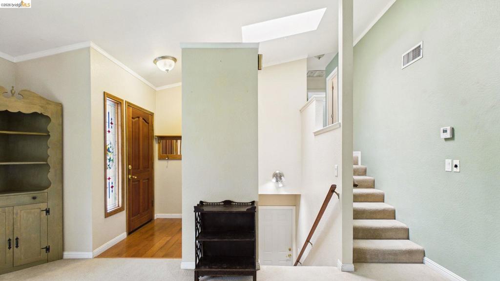 21710 Hyde Street, Sonora, CA 95370-6954
