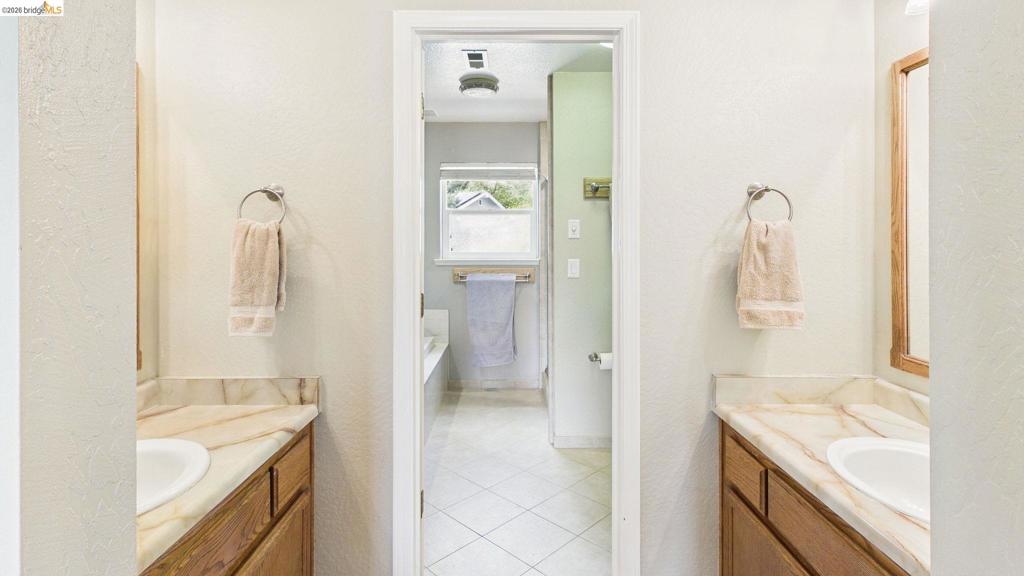 21710 Hyde Street, Sonora, CA 95370-6954